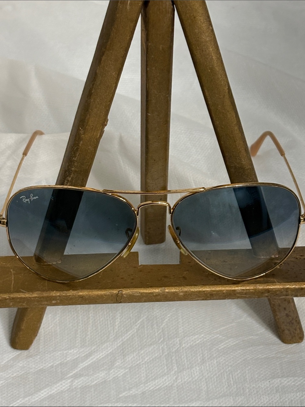 Ray-Ban Gold Frame Aviator Sunglasses